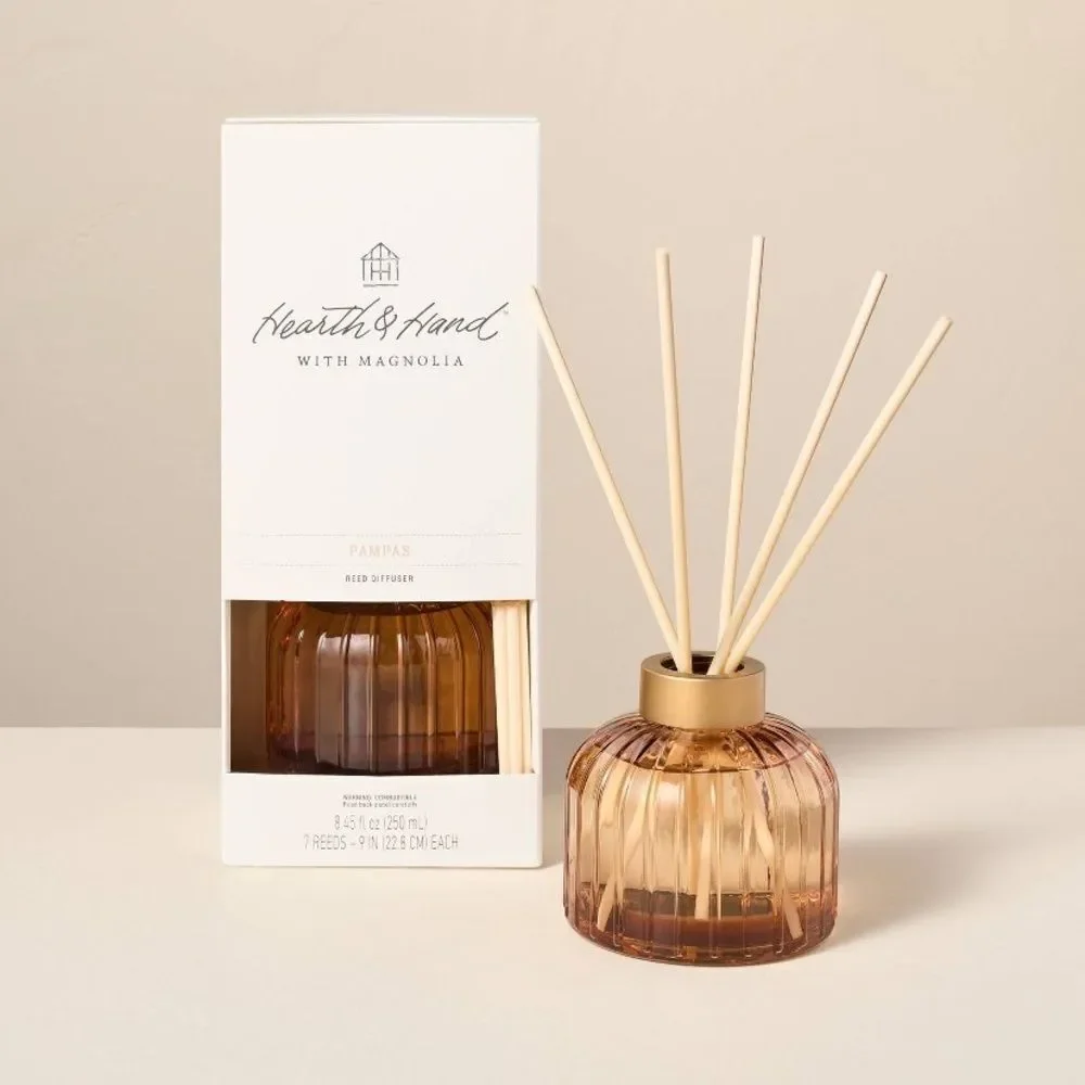 Hearth & Hand Pampas Glass Ribbed Amber Reed Diffuser